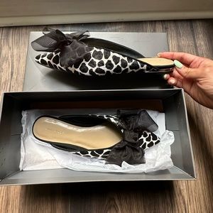 Ann Taylor flats! Calf hair. Rarely used. Size 6 1/2